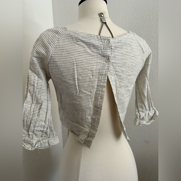 Zara | Striped Linen Crop Top with a Split Back (S) - Picture 2 of 5